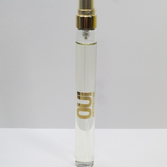 New JUICY COUTURE OUI EAU DE PARFUM SPRAY 0.33 OZ (LOT OF 2) - Picture 2 of 2